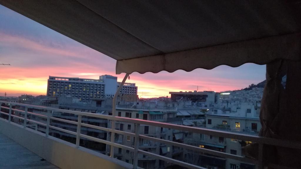 Top Floor Studio Near Metro&View&200Mbps Афіни Екстер'єр фото